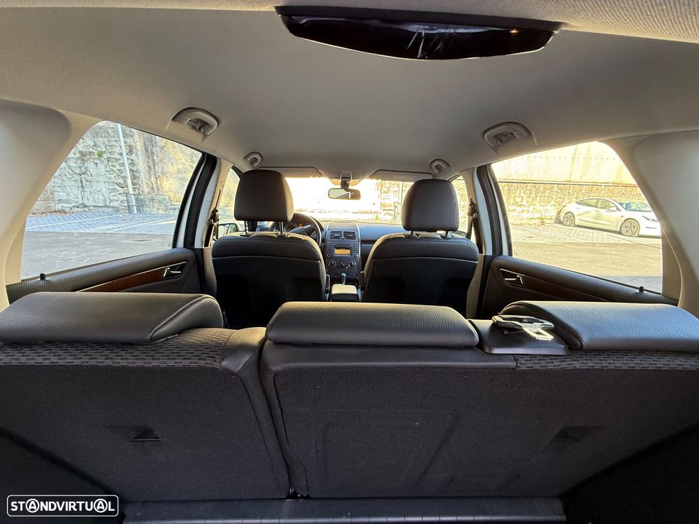 Mercedes-Benz A 180 CDi Elegance Automatic - 9