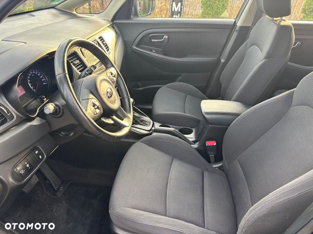 Kia Carens 1.7 CRDi Vision - 19