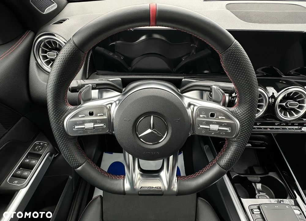 Mercedes-Benz GLB AMG 35 4-Matic - 32