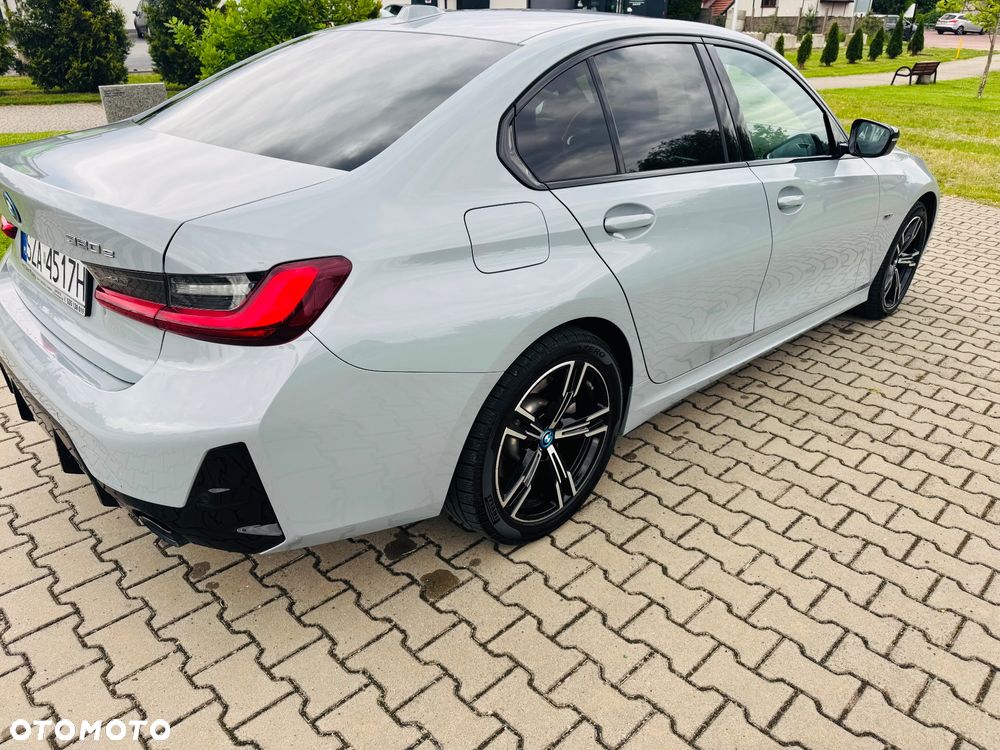 BMW Seria 3 320e PHEV M Sport - 14