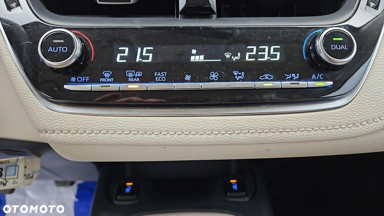 Toyota Corolla 1.6 Comfort - 19
