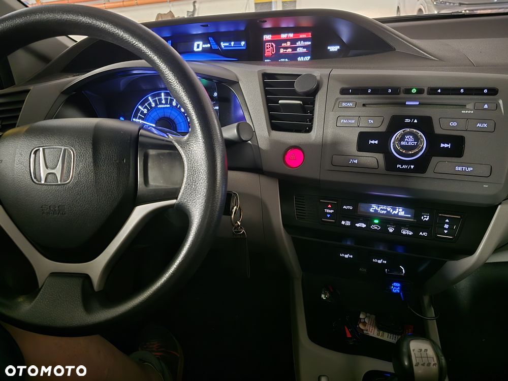 Honda Civic 1.8 Comfort - 13
