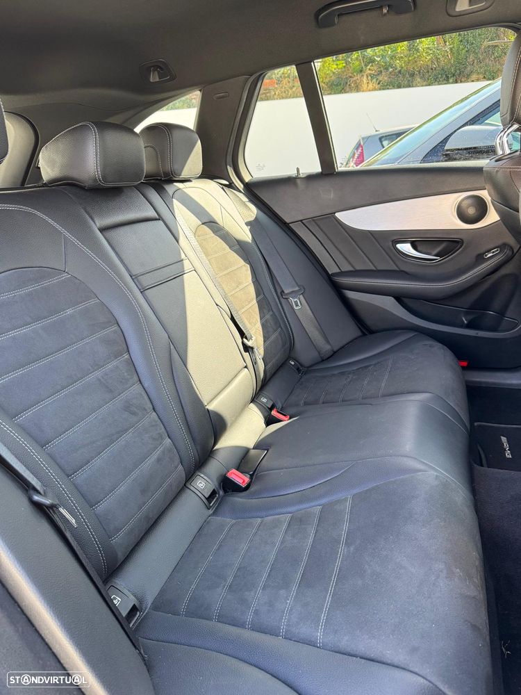 Mercedes-Benz C 300 de AMG Line - 10