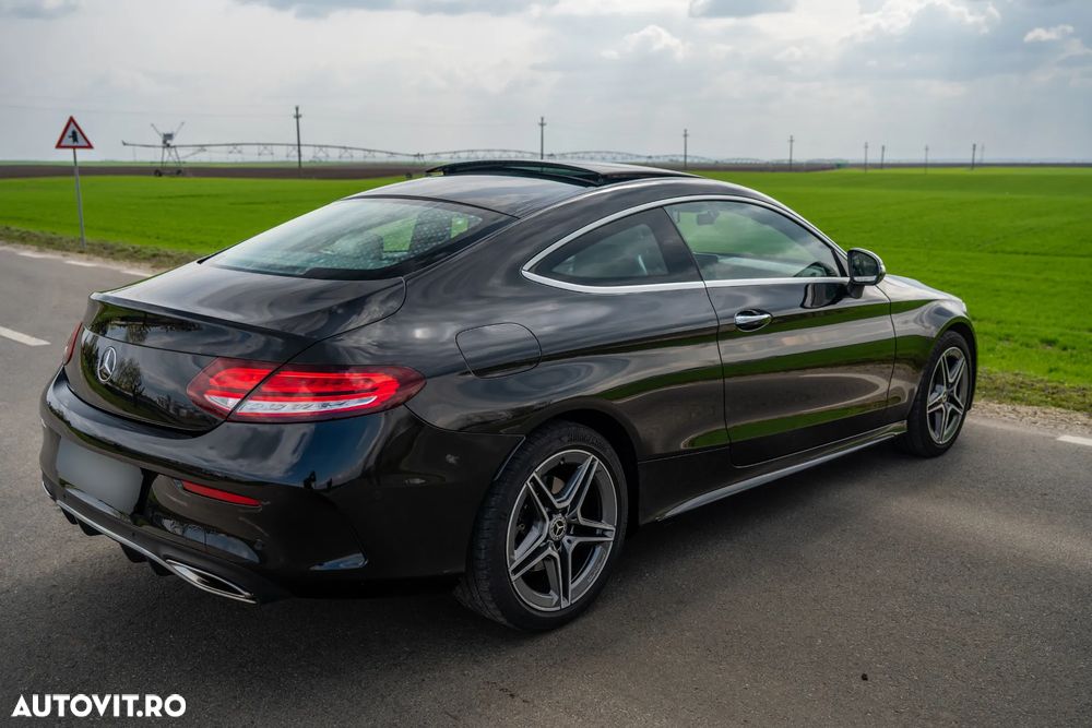 Mercedes-Benz C 300 9G-TRONIC AMG Line Plus - 6