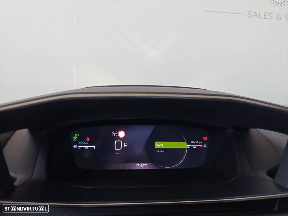 Peugeot 2008 1.2 PureTech GT EAT8 - 19