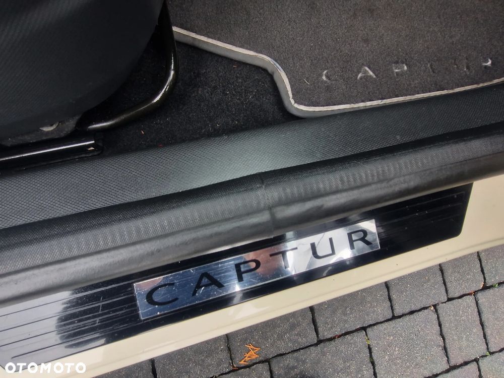 Renault Captur - 35
