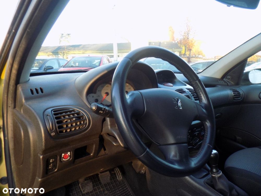 Peugeot 206 - 5