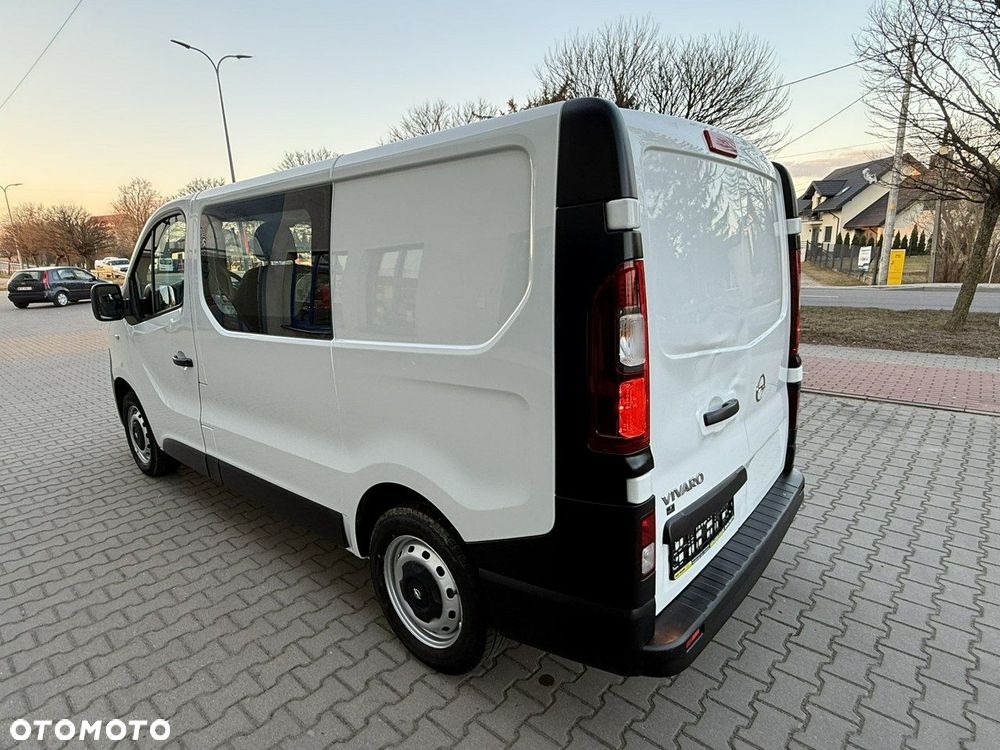 Opel Vivaro - 2