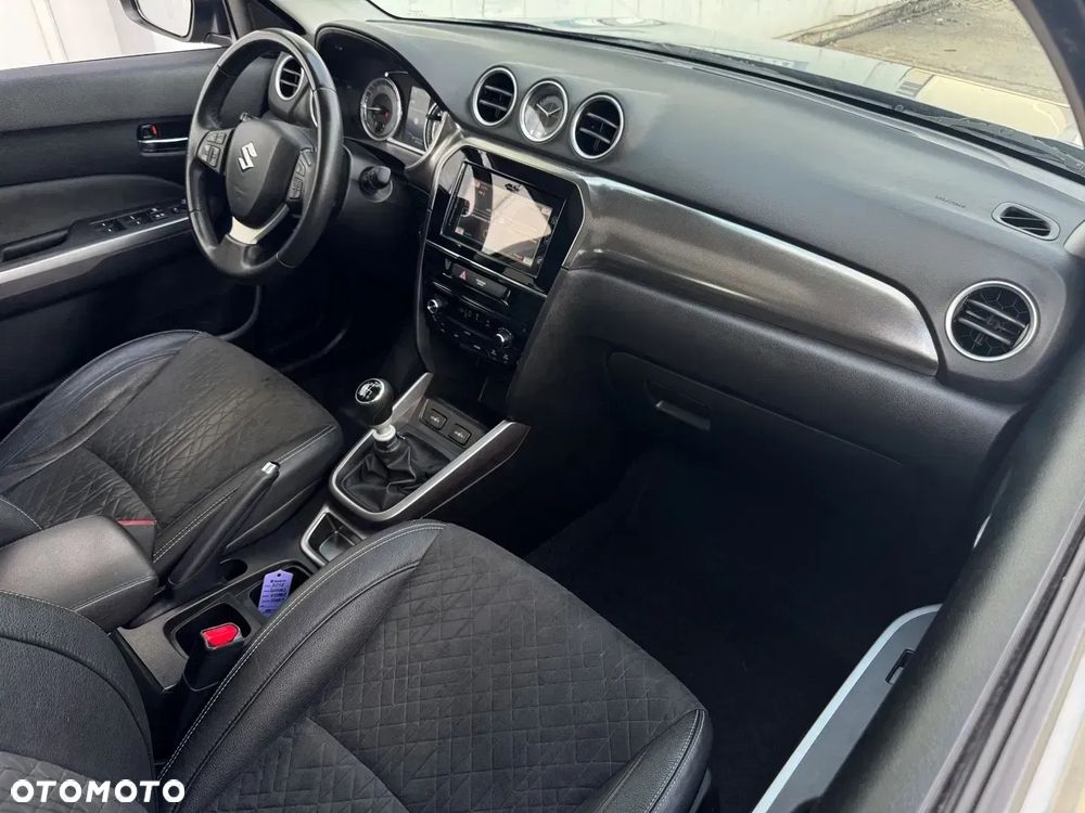 Suzuki Vitara 1.4 Boosterjet Premium 2WD - 7