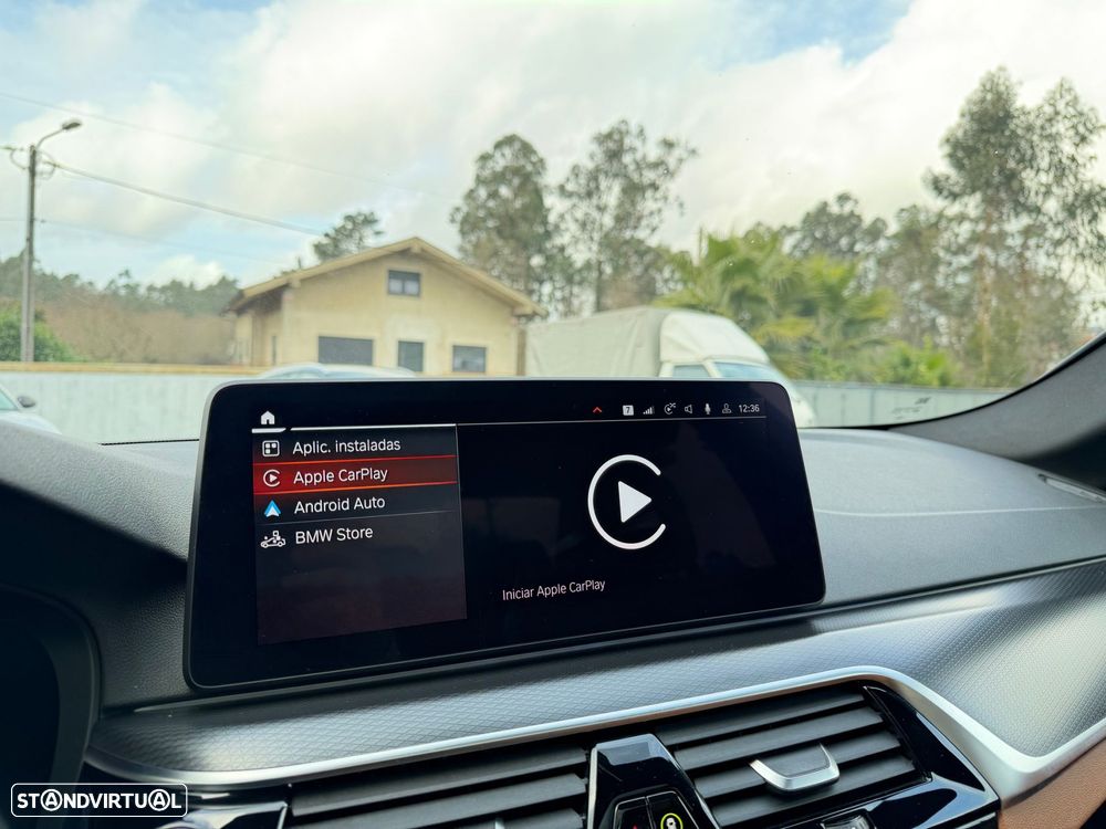 BMW 530 e Pack M - 22