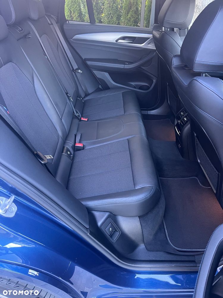 BMW X3 xDrive30e M Sport Edition - 16