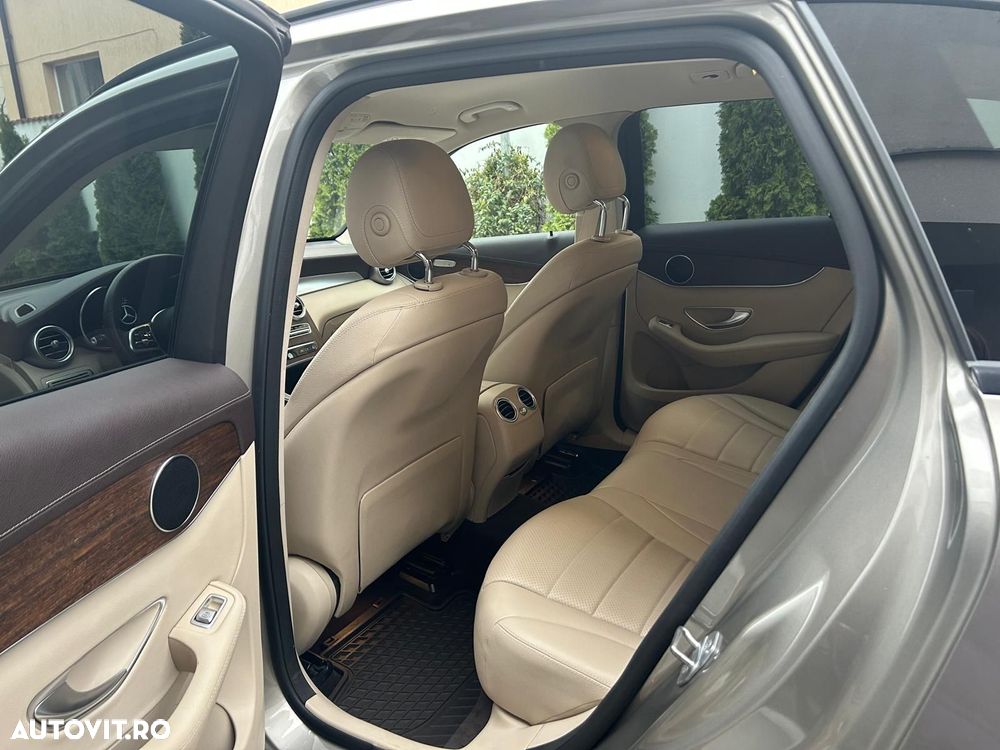 Mercedes-Benz GLC 300 4MATIC - 6