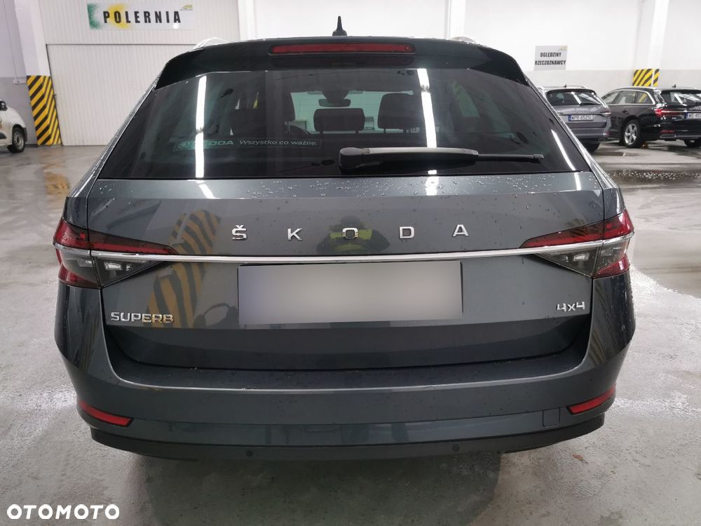 Skoda Superb 2.0 TDI SCR 4x4 Style DSG - 14