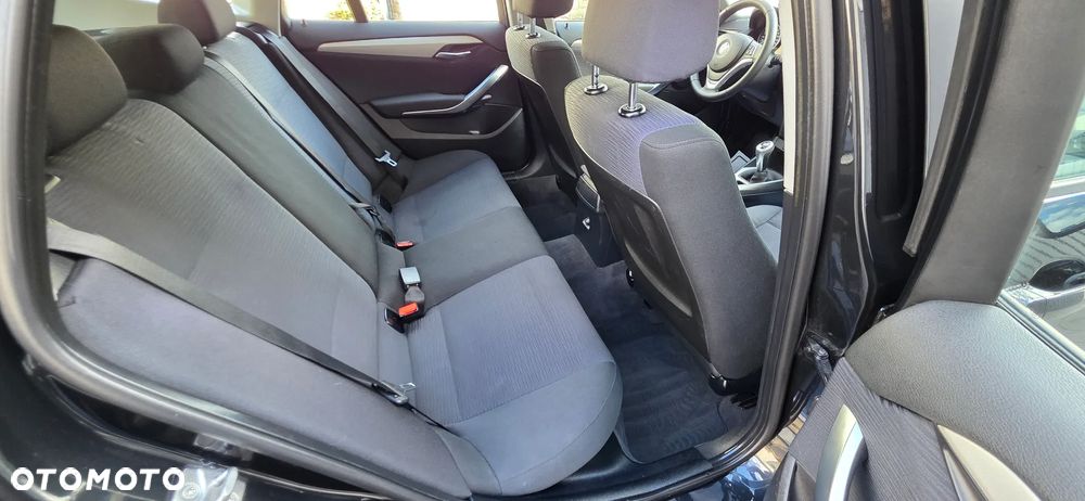 BMW X1 sDrive18d Sport Line - 22