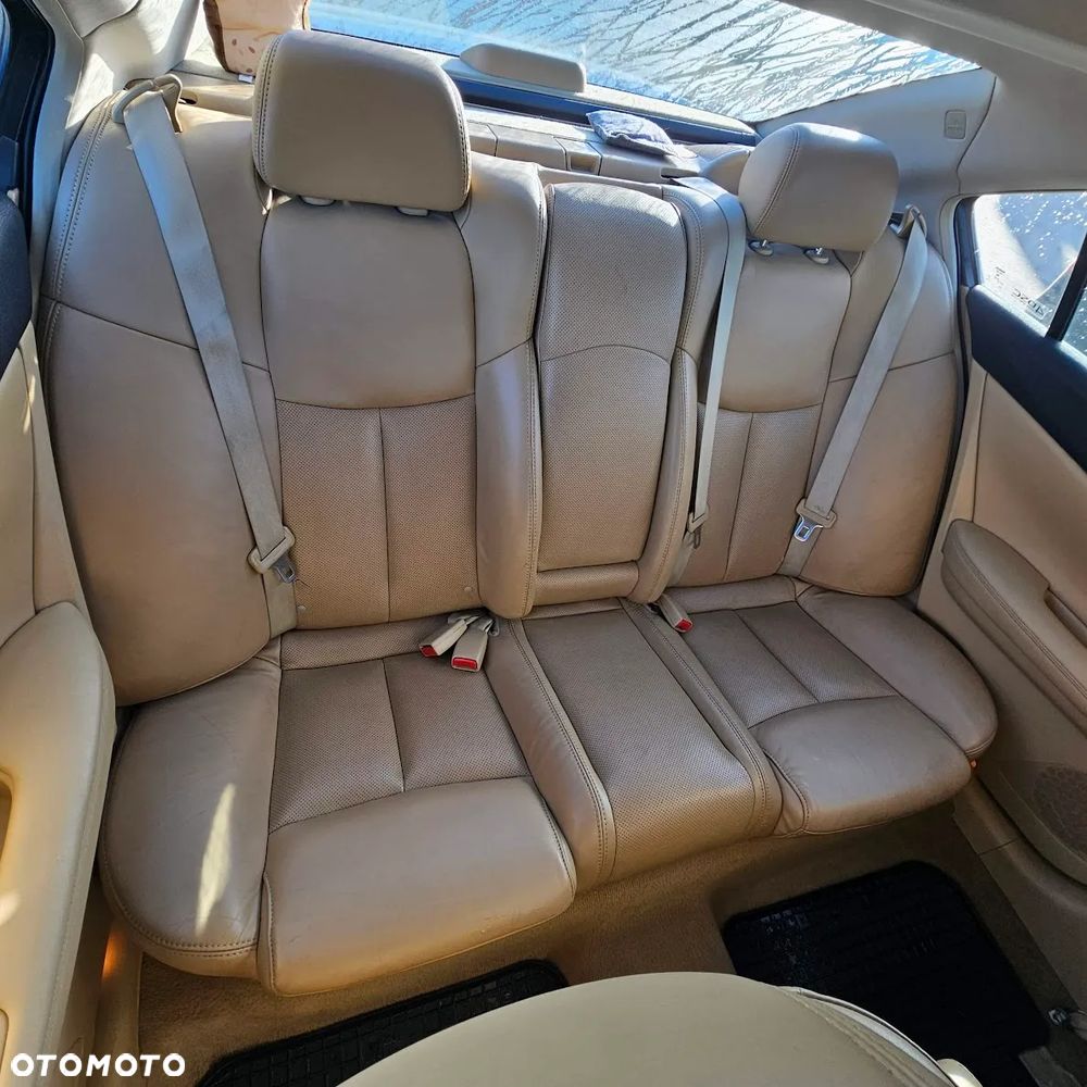 Nissan Maxima 3.5 S - 8