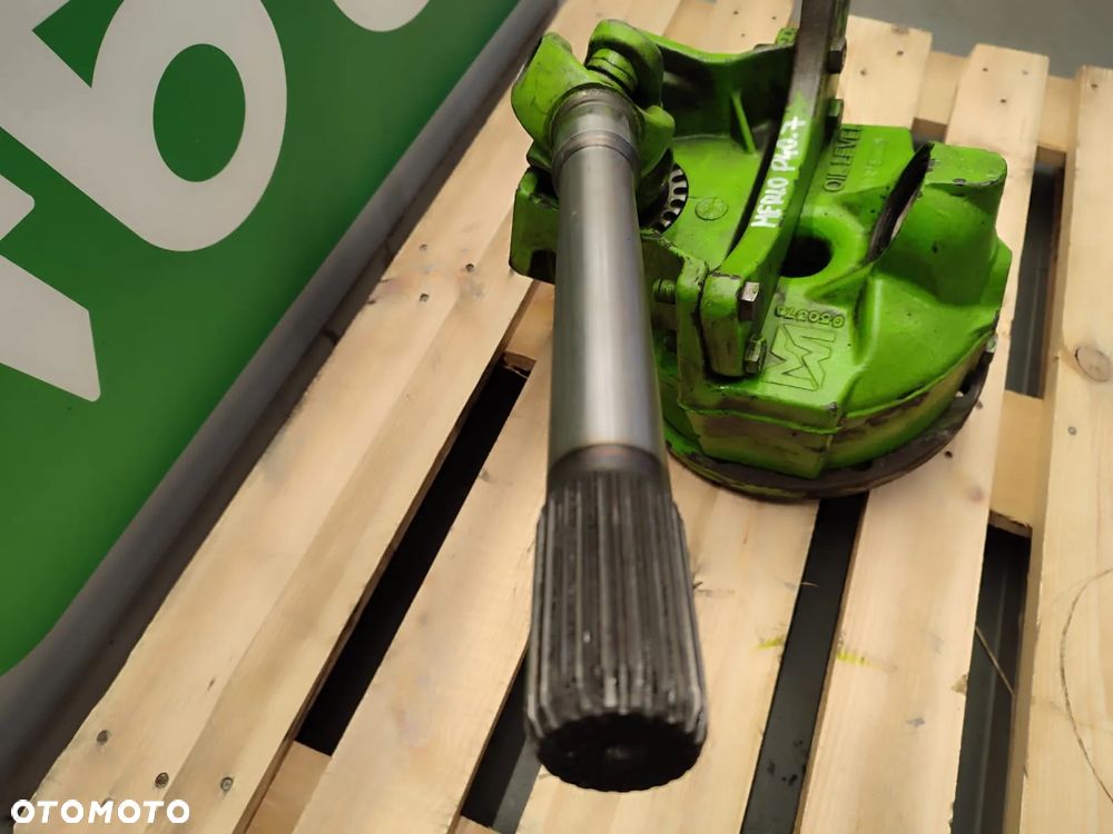 Zwolnica zwrotnica 050376 piasta półoś  Merlo Roto - 8