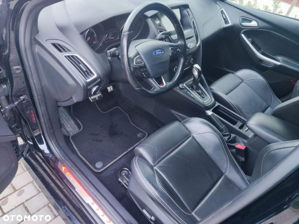 Ford Focus - 11