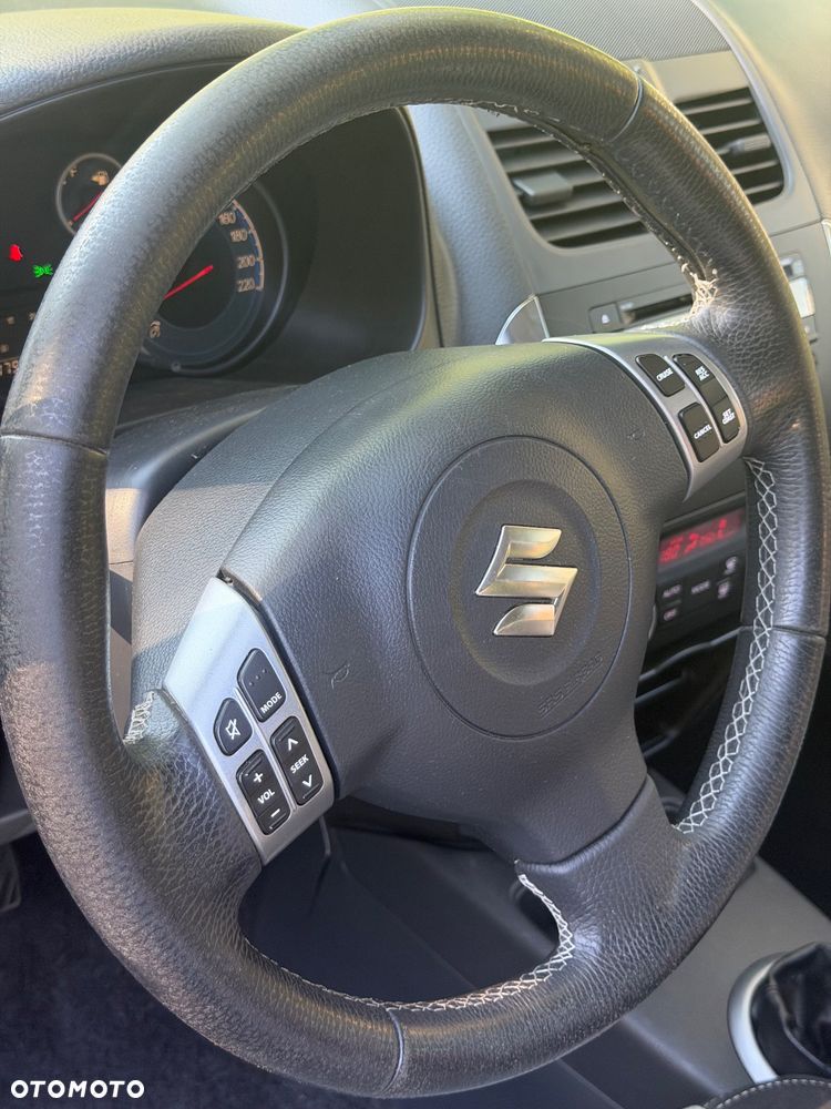Suzuki SX4 2.0 DDiS 4x4 Limited - 17