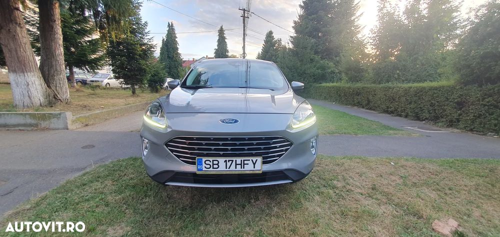 Ford Kuga 1.5 EcoBoost 2x4 Titanium - 21