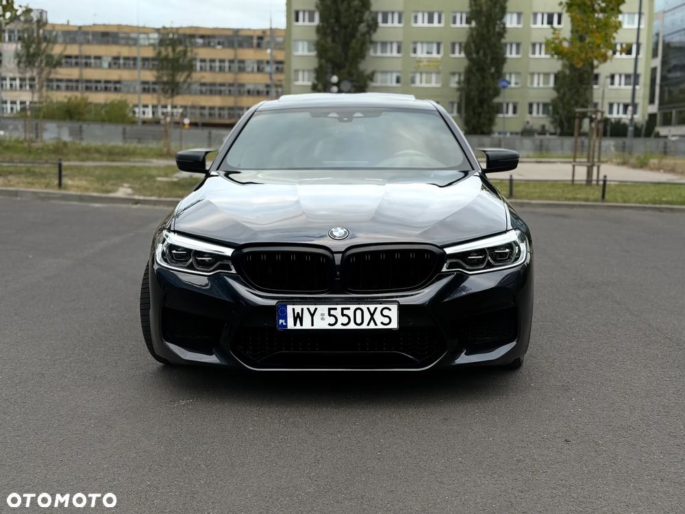 BMW Seria 5 M550i xDrive sport - 5
