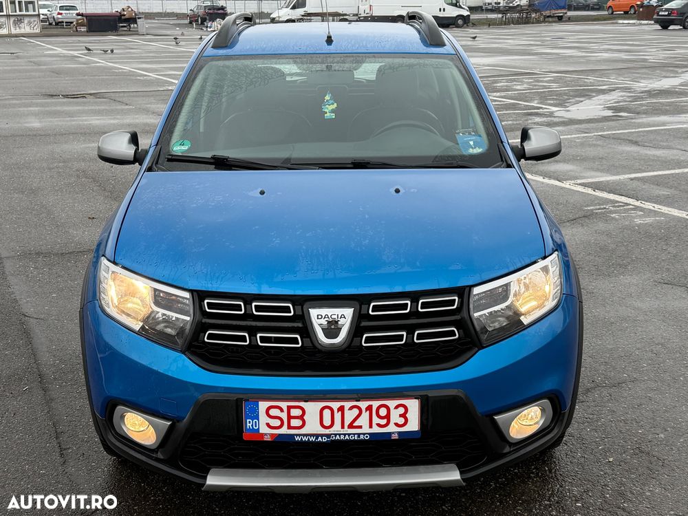 Dacia Sandero Stepway TCe 90 (S&S) Celebration - 2