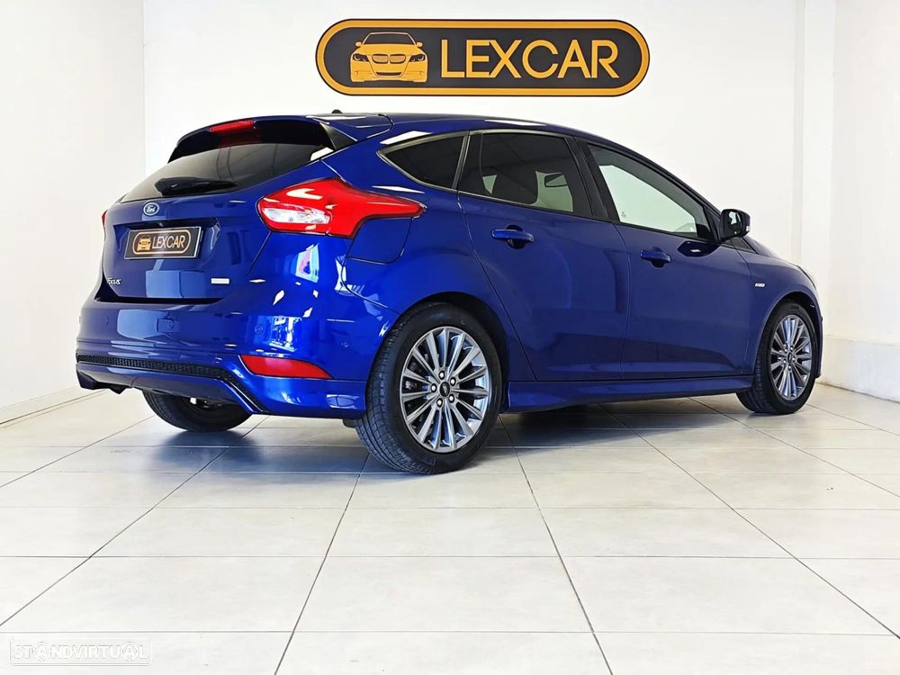 Ford Focus 1.0 EcoBoost ST-Line Aut. - 21