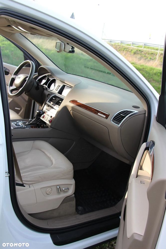 Audi Q7 - 15