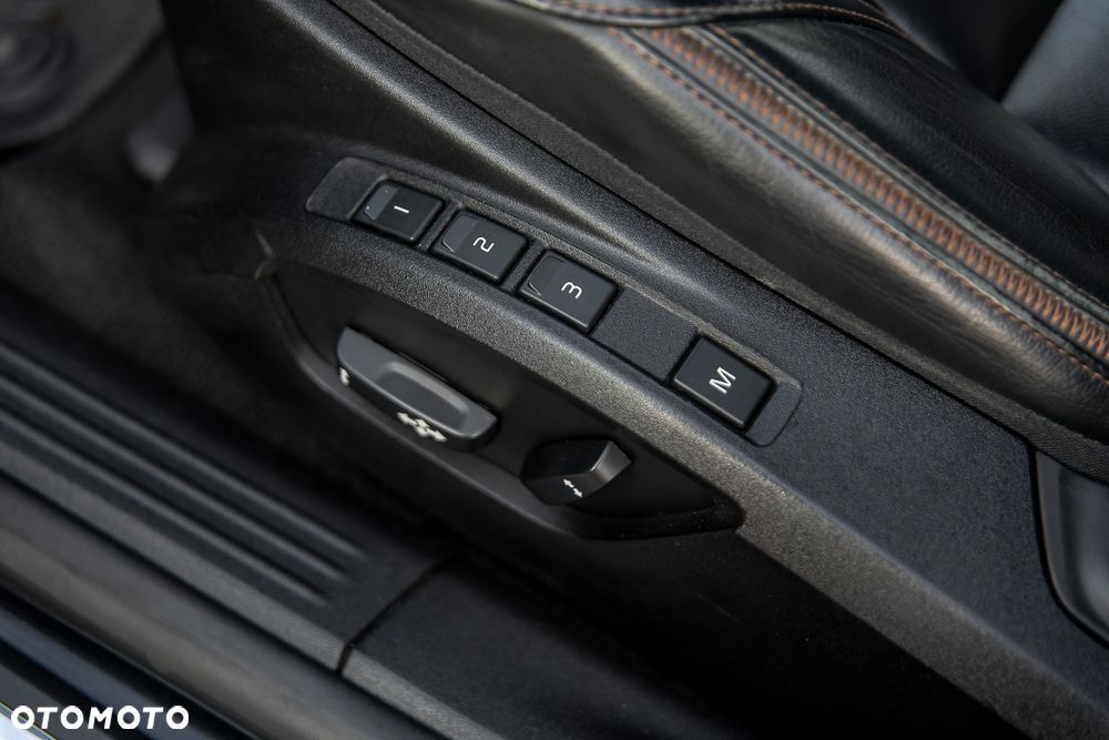 Volvo V40 Cross Country D3 - 16