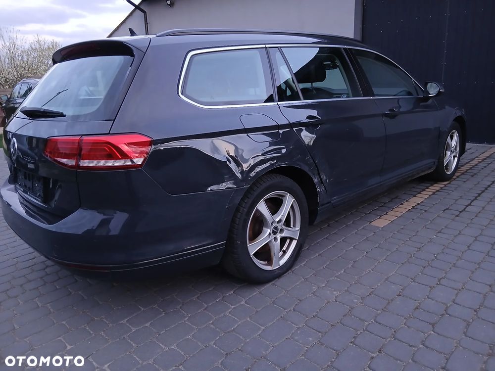 Volkswagen Passat 2.0 TDI (BlueMotion Technology) Comfortline - 5