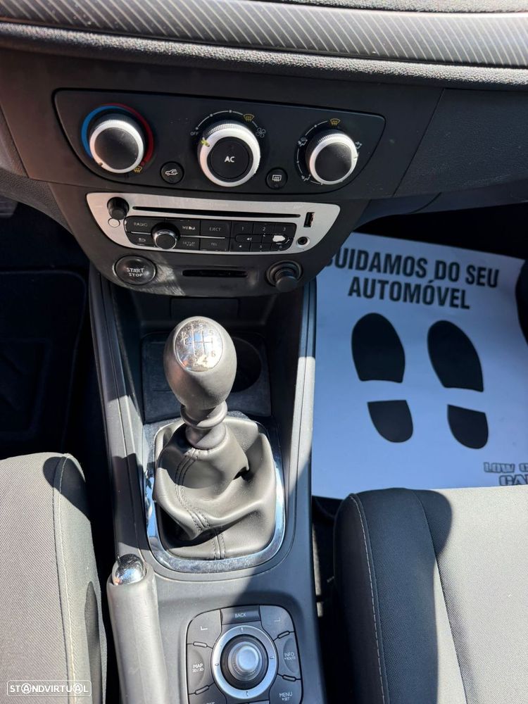 Renault Mégane Coupe 1.5 dCi Dynamique CO2 Champion - 21