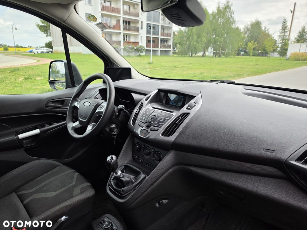 Ford Tourneo Connect Grand - 13