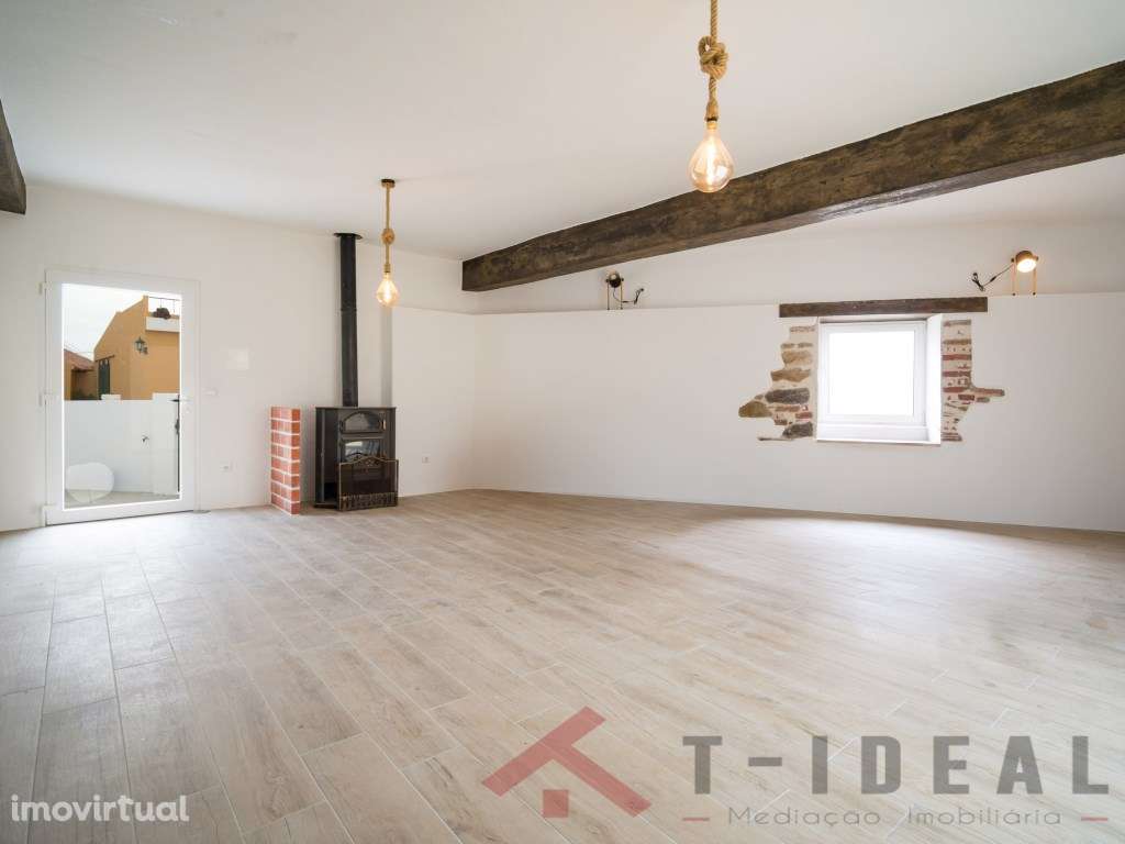 Moradia Renovada Perto Praias - Grande imagem: 3/59