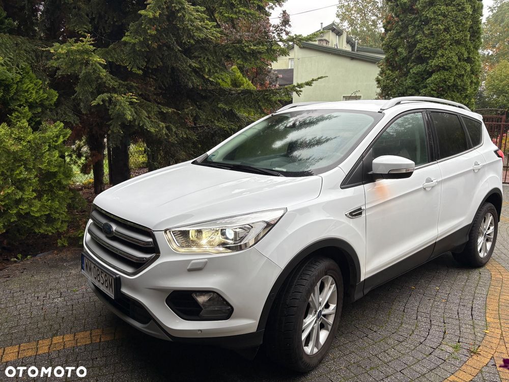 Ford Kuga - 1