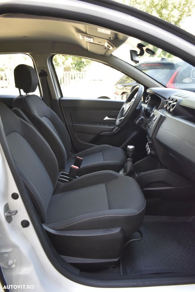 Dacia Duster 1.5 Blue dCi 4WD Comfort - 33