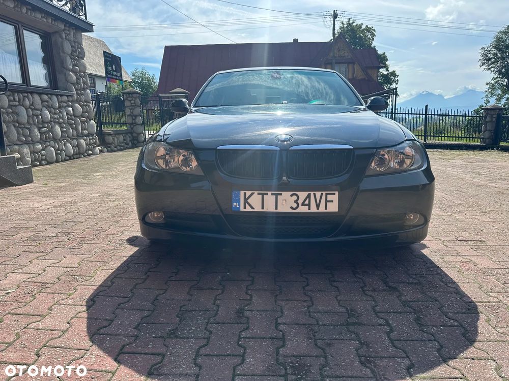 BMW Seria 3 318d - 2