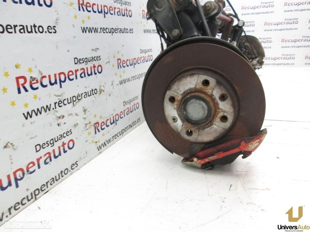 CHARRIOT TRASEIRO PEUGEOT 206 FASTBACK 2003 - - 8