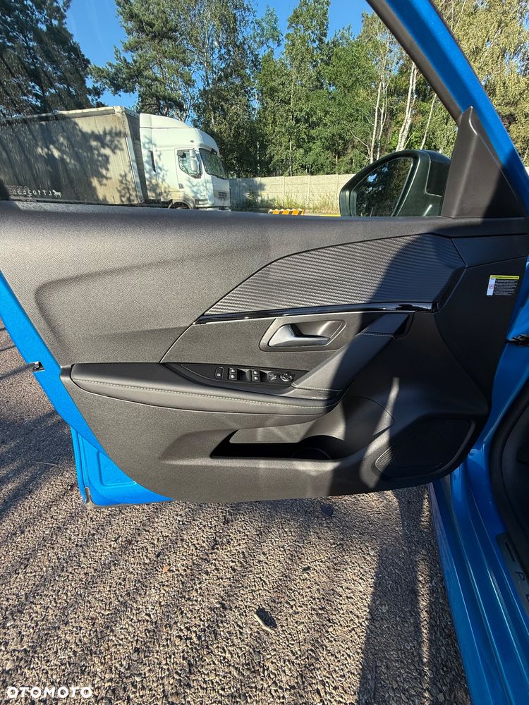 Peugeot 208 PureTech 100 GT Pack - 34
