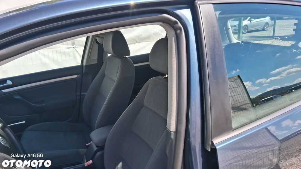 Volkswagen Golf 1.6 Comfortline - 7