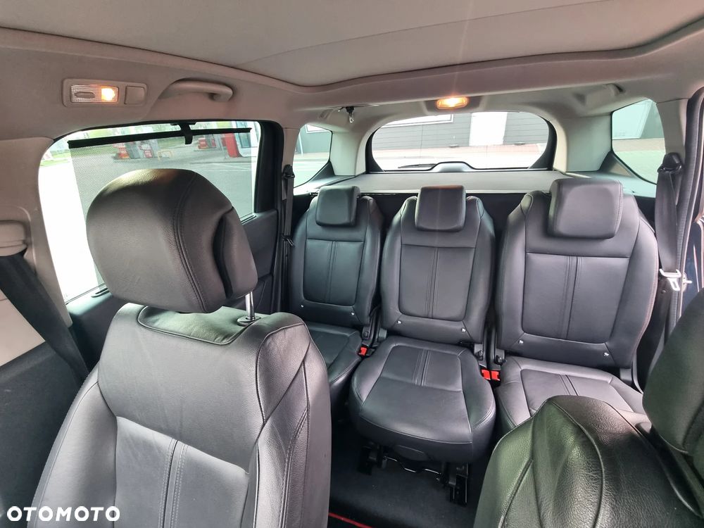 Peugeot 5008 2.0 HDi Family - 2