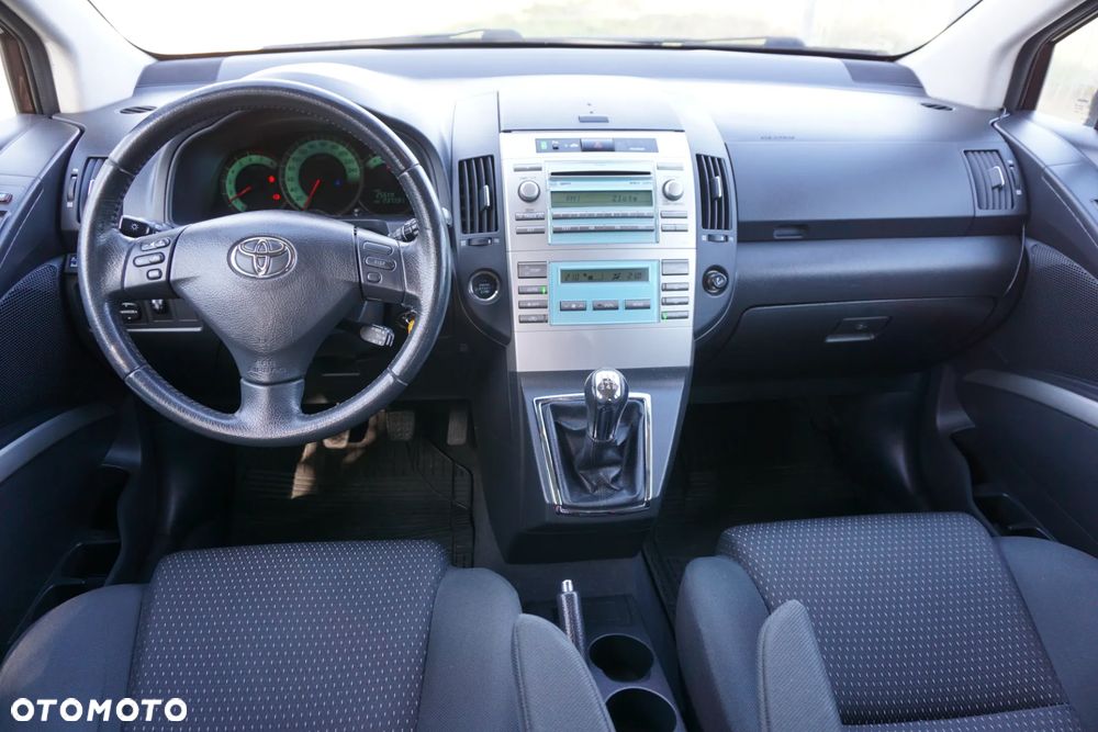 Toyota Corolla Verso 1.6 Luna - 12