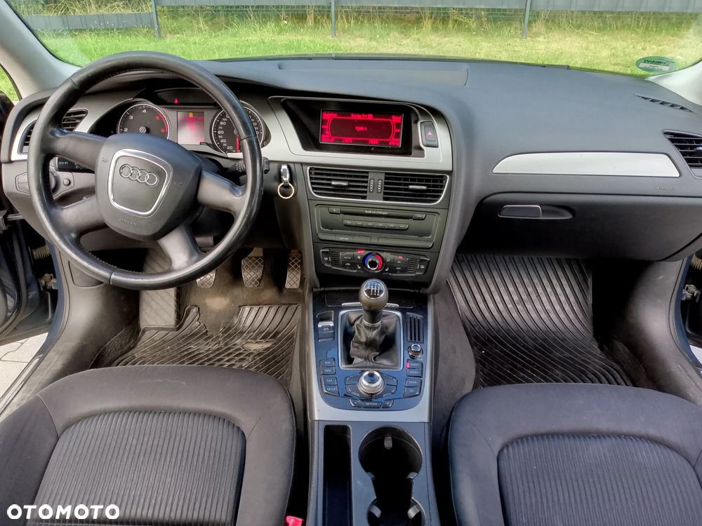 Audi A4 Limousine 2.0 TDI DPF Ambiente - 7