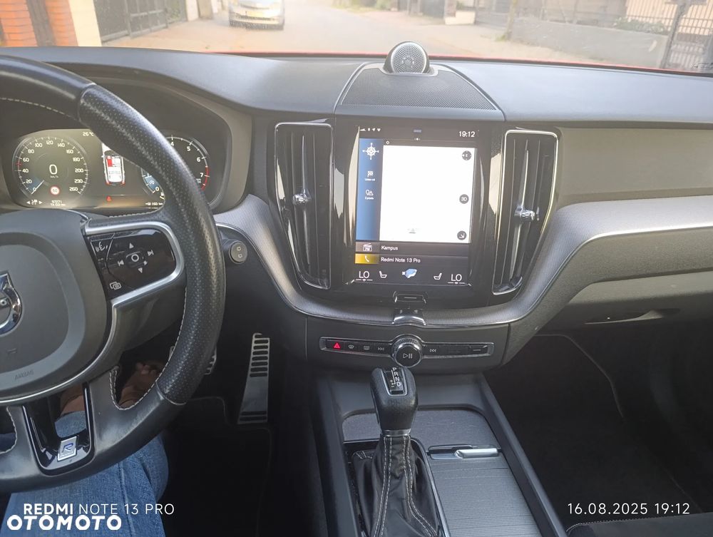 Volvo XC 60 T6 AWD Geartronic RDesign - 9