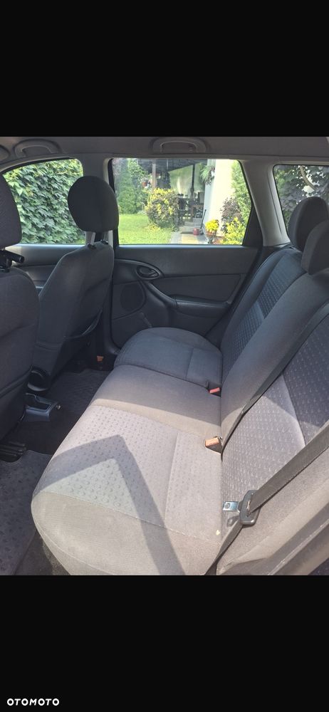 Ford Focus 1.8 TDCi Comfort - 8