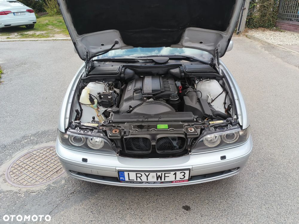 BMW Seria 5 - 36