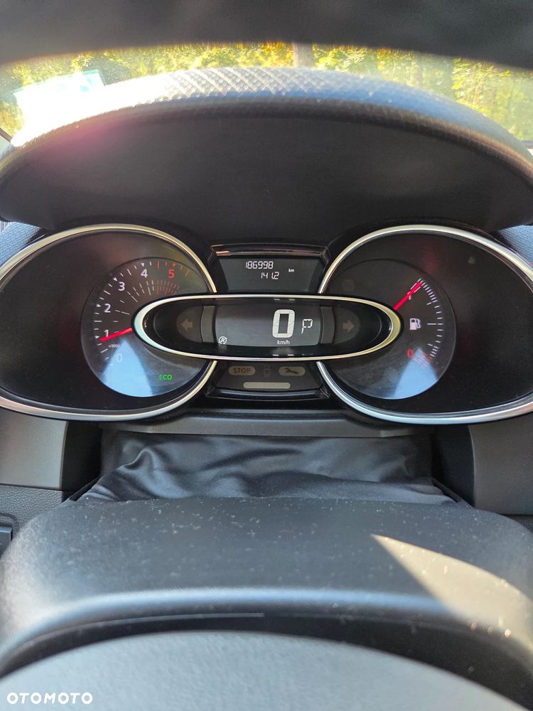 Renault Clio - 18
