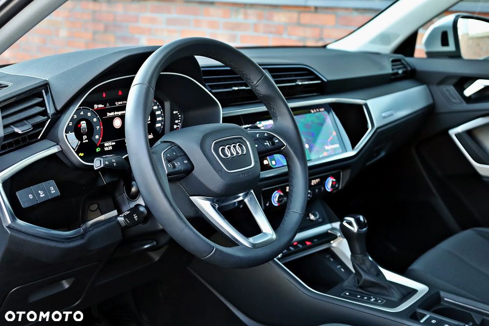 Audi Q3 Sportback - 18