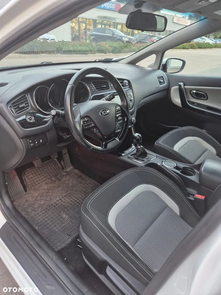 Kia Ceed Cee'd 1.6 GDI L - 3