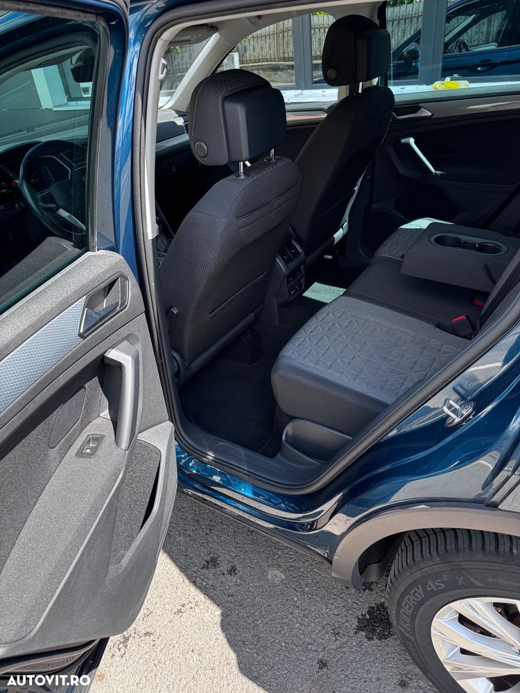 Volkswagen Tiguan - 24