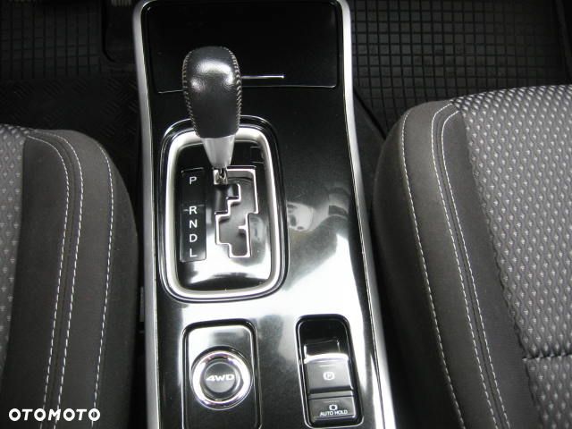 Mitsubishi Outlander 2.0 Intense + SDA 4WD CVT - 20