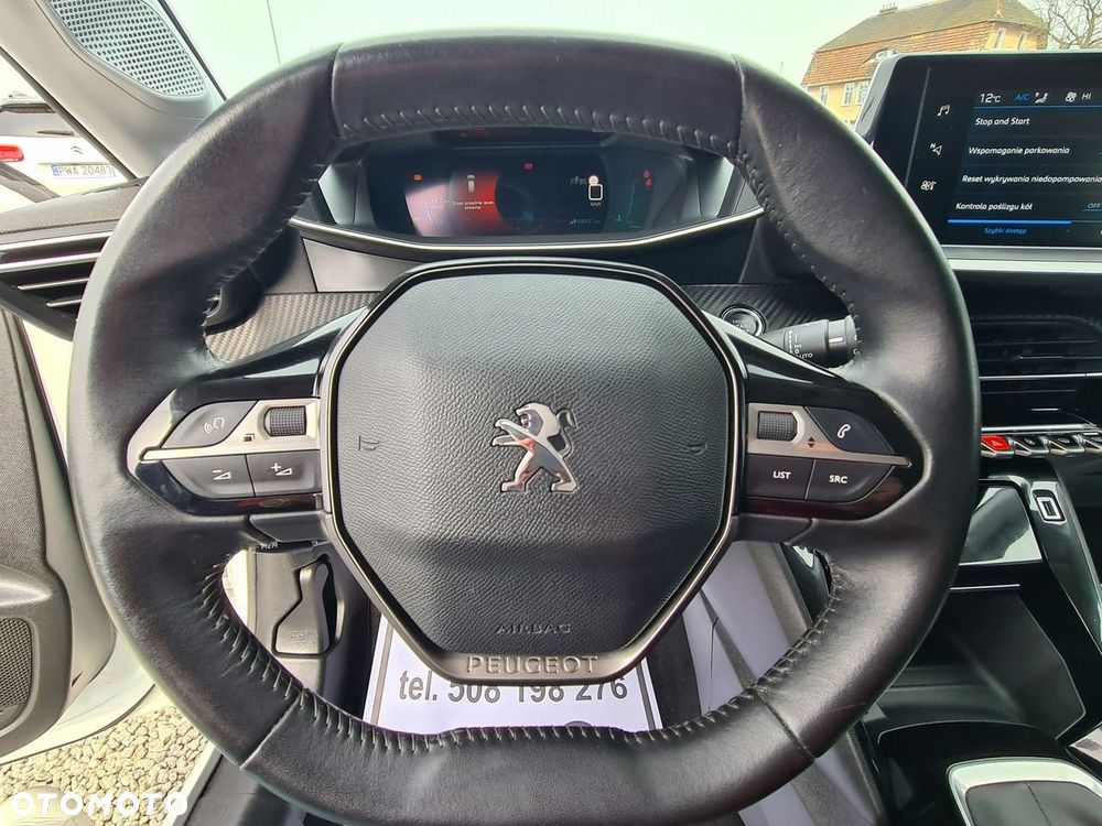Peugeot 208 1.2 PureTech Allure S&S - 25